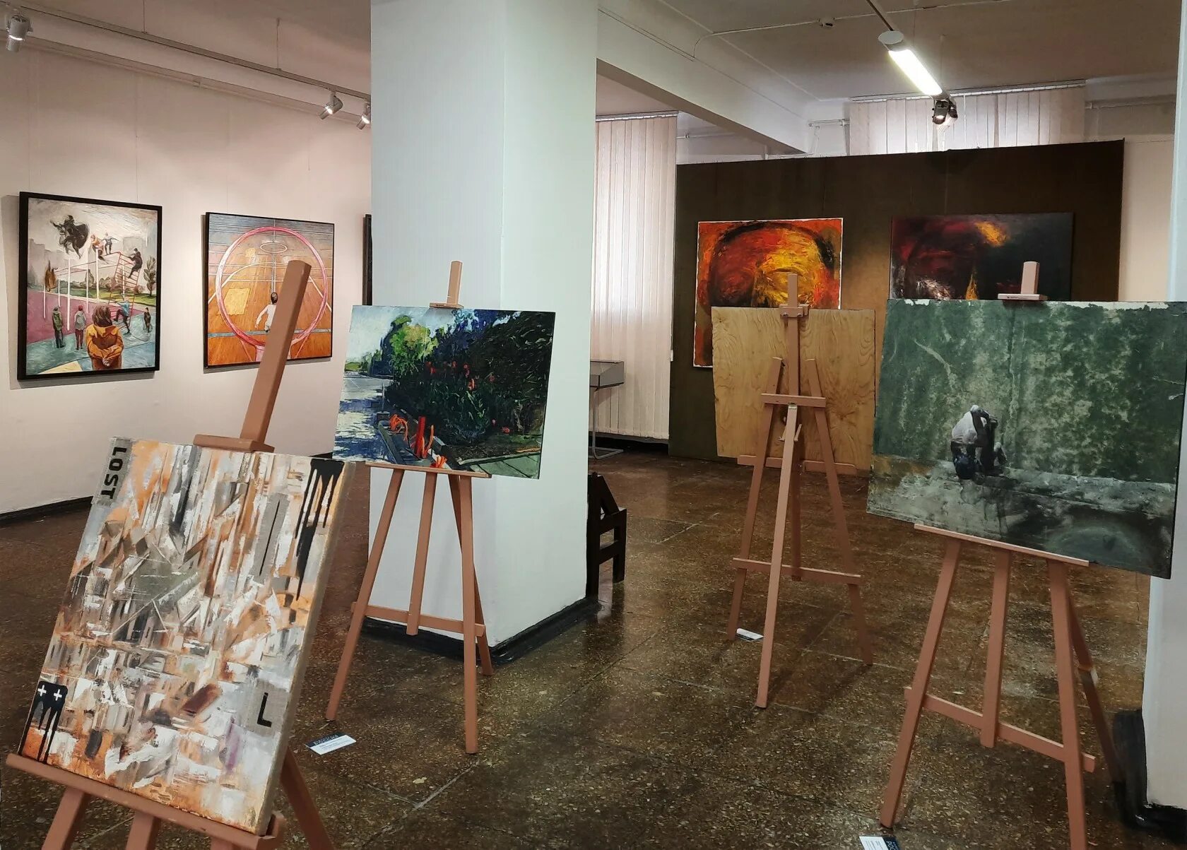 кирова 8 воронеж выставочный зал выставка картин. выставочный зал кирова 8. сурикова 19 вятка экспо. выставочный зал киров. выставочные залы киров.