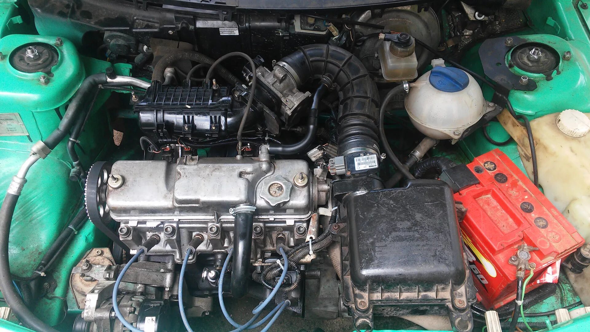 Ваз 2111 8 клапанной. Двигатель 2111 1.5 8 клапанов инжектор. Двигатель ВАЗ 2111. Мотор 2111 8 клапанов. Двигатель ВАЗ 2111 8 клапанов.