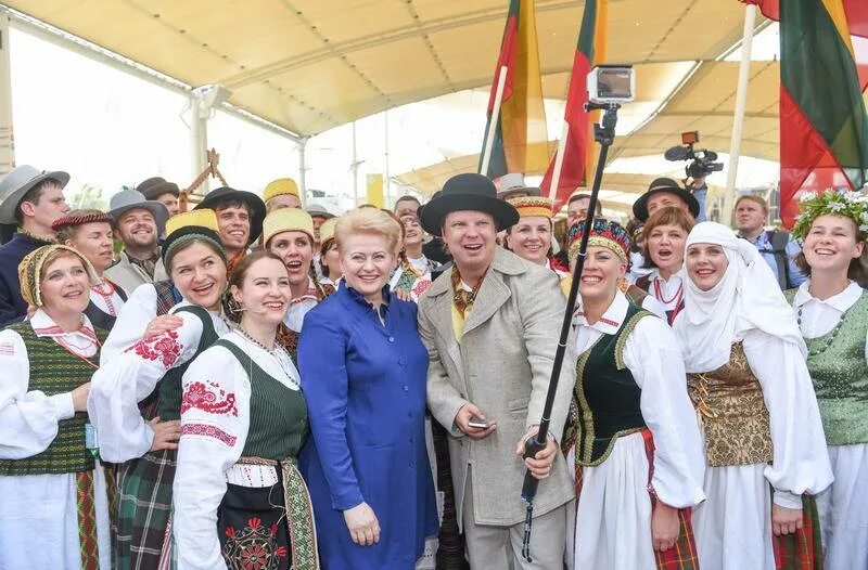 Народ на востоке европы. Литва народ. литовцы. культура прибалтики. жители прибалтики.