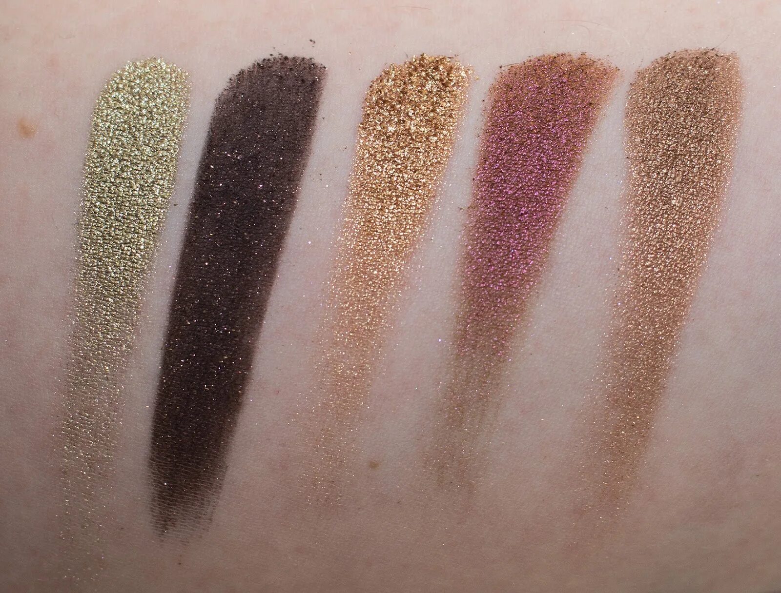 Pat macgraph. Pat mcgrath blitz astral palette. eye ecstasy pat mcgrath. bobbi brown luxe eye shadow. rad on the blink eyeshadow.
