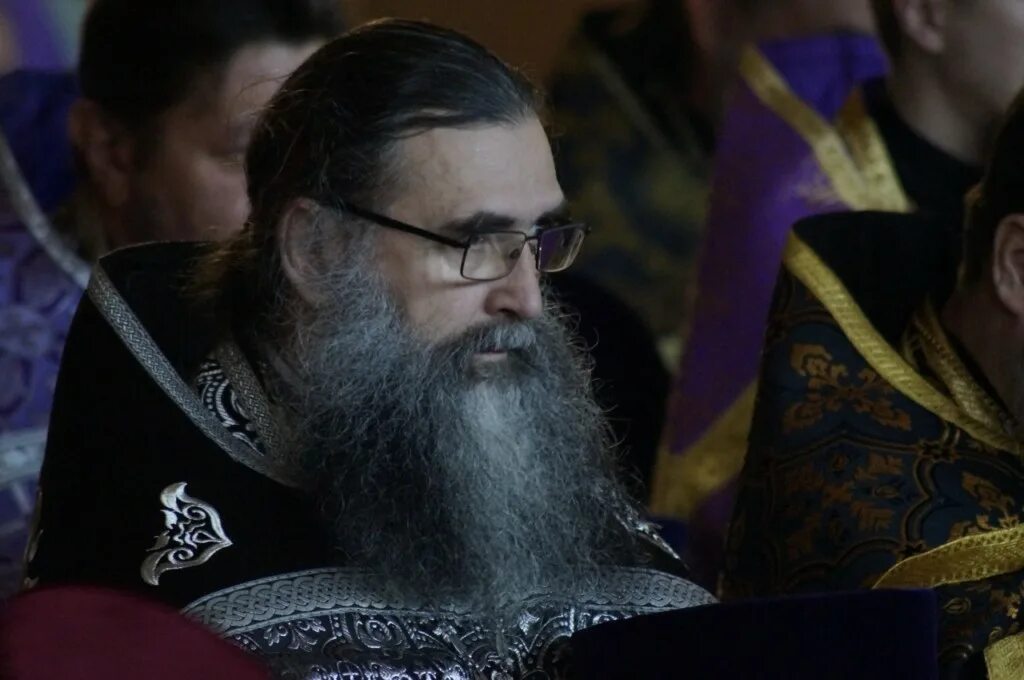 Волгоградская епархия дьякон виталий руденко фото. Священник видящий. Видное священники. У кого из священников онкология. Андрей битюков священник.