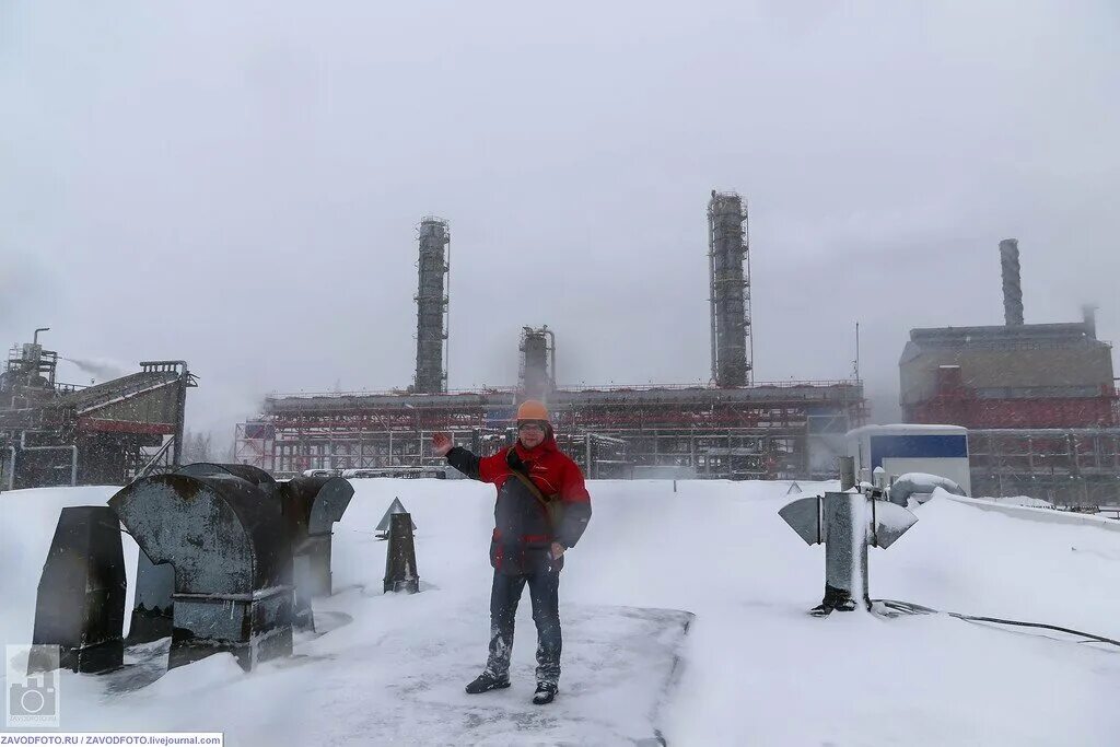 Сколько сейчас в пермском крае. Завод АКМ Губаха. Завод Кунья Губаха. Тик Губаха. Губаха Метафракс новостройки.