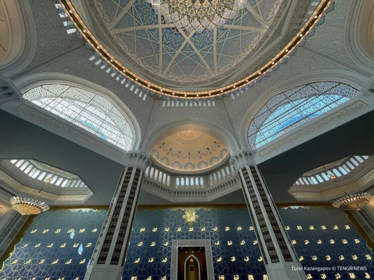 Астана самая большая мечеть. Центральная мечеть (Астана). Новая мечеть в Астане 2022.