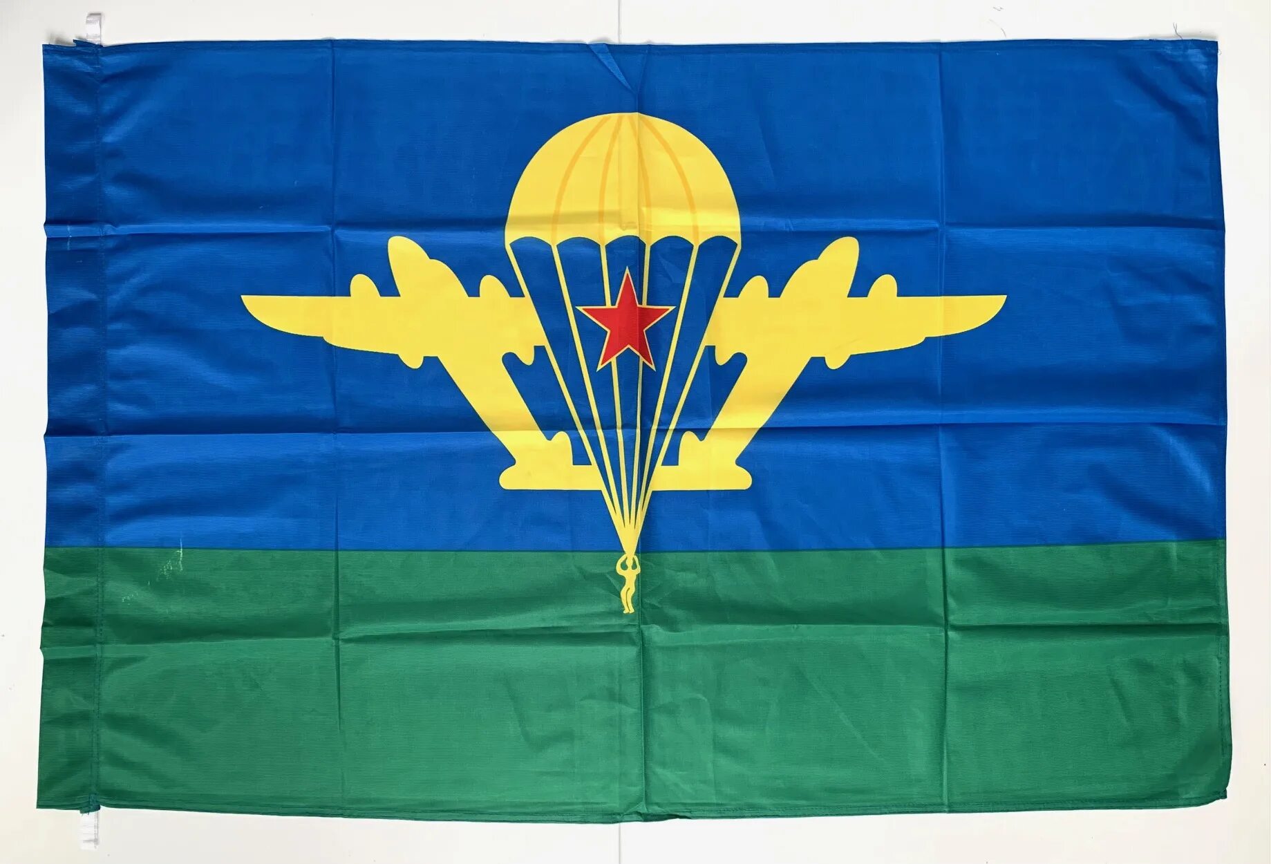 Флаг вдв украины. Флаг вдв россии. Флаг вдв вс россии. Флаг вдв. Флаг воздушно-десантных войск россии.