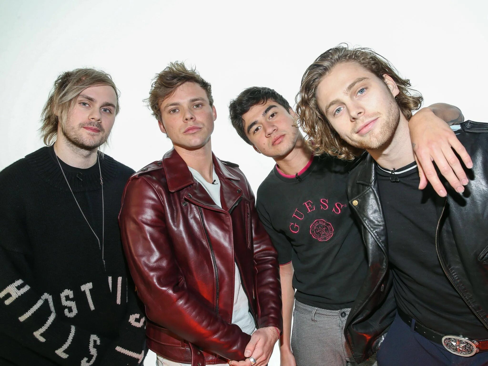 Группа 5 seconds of Summer. 5 Seconds of Summer 5 seconds of Summer. Группа 5 seconds of Summer 2022. 5 Секунд оф саммер группа.