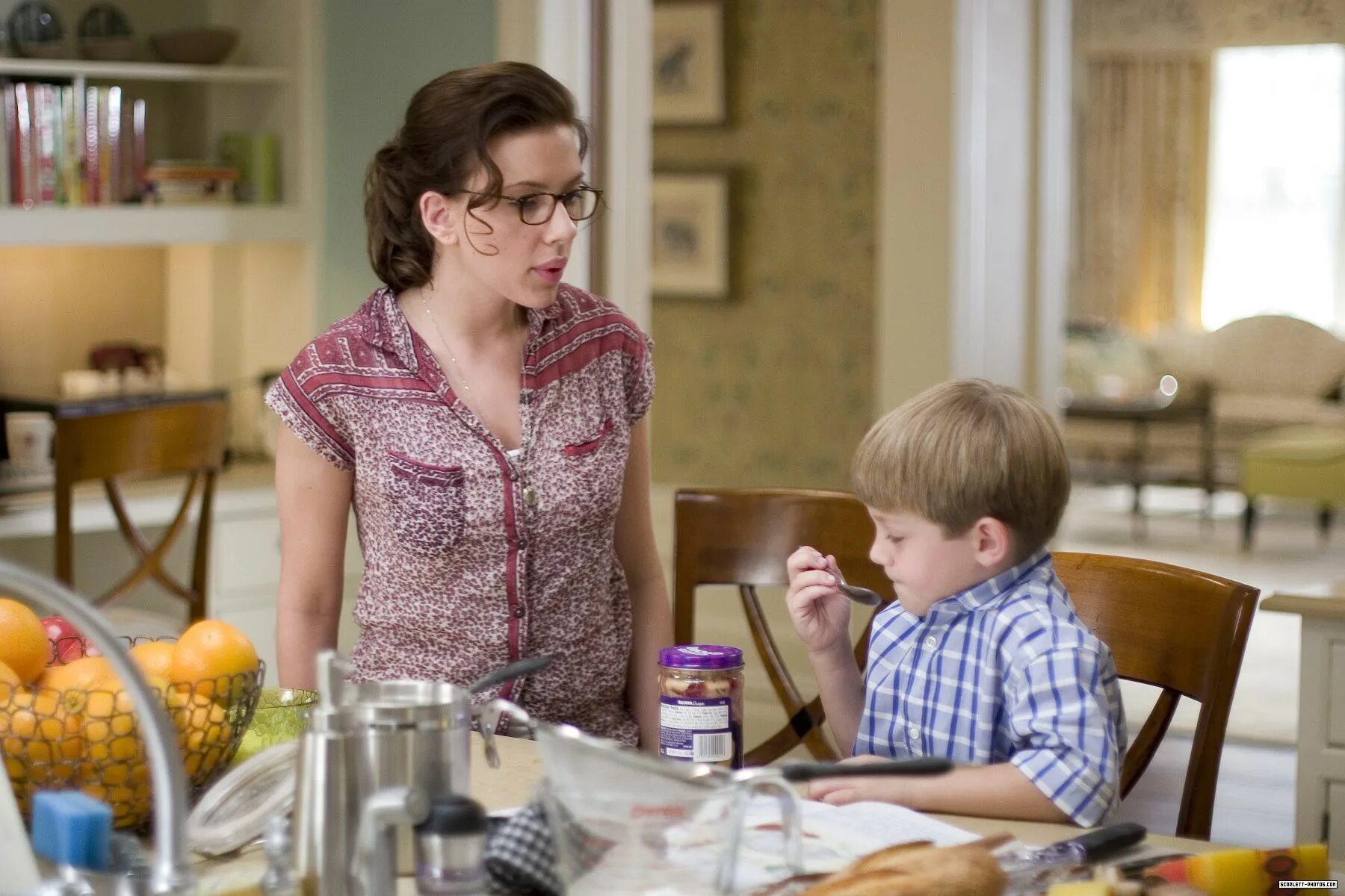 где мама говорит. разговор с ребенком. мой дед курил. мама ругает ребенка. мемы про отца.