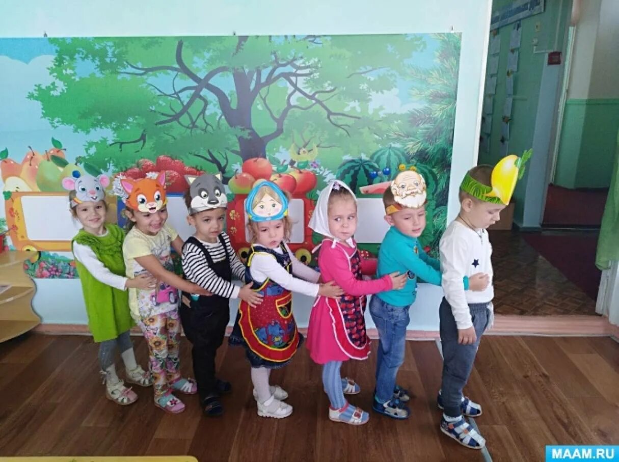 Инсценировка сказки 2 класс. Аппликация на тему репка в средней группе. Сказка репка второй младшей группы. Репка впереди сзади между дед. Лепка репка.