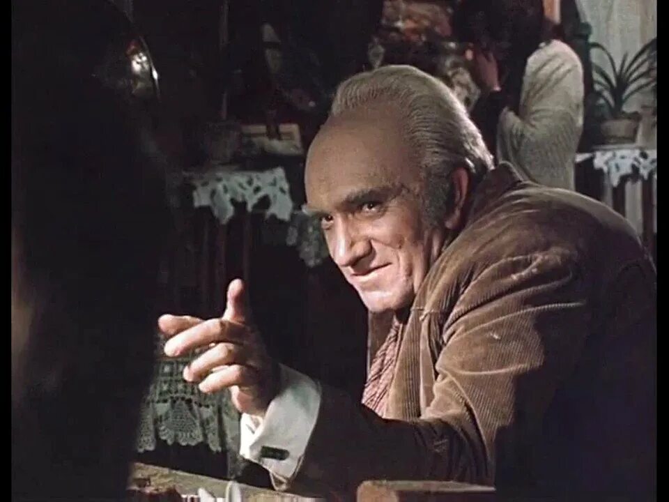 Армен джигарханян фильм место встречи. Армен джигарханян в роли горбатого. Джигарханян в роли горбатого. Армен джигарханян в роли горбатого. Армен джигарханян в роли горбатого.