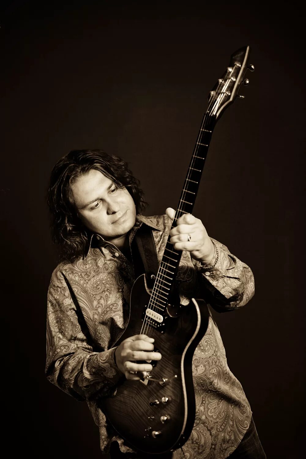 Мирошниченко гитарист. Мирошниченко музыкант. фьюжн гитаристы.