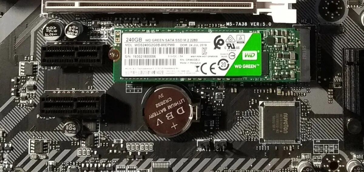 Western Digital WD Green SATA 240 ГБ M.2 wds240g2g0b. Wds240g2g0b-00ep. WDC wds240g2g0b-00epw0. Внешний радиатор ссд м2. Почему не видит м2