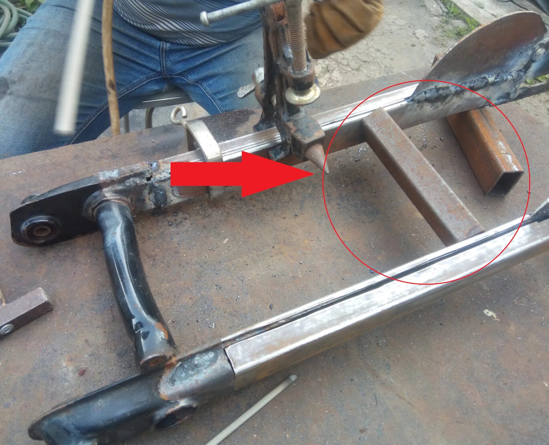 Удлиненный маятник иж. Вилка маятниковая урал задняя. Удлинить маятник. Маятник иж юпитер 5. Задний маятник восход 3м.