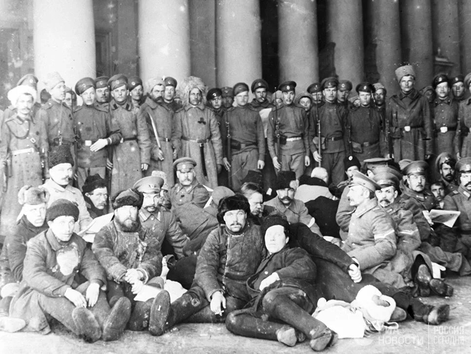 Солдатский бунт 1917. 28 февральская революция 1917. Солдатские бунты. Солдатские бунты. Восстание в ирландии 1916.