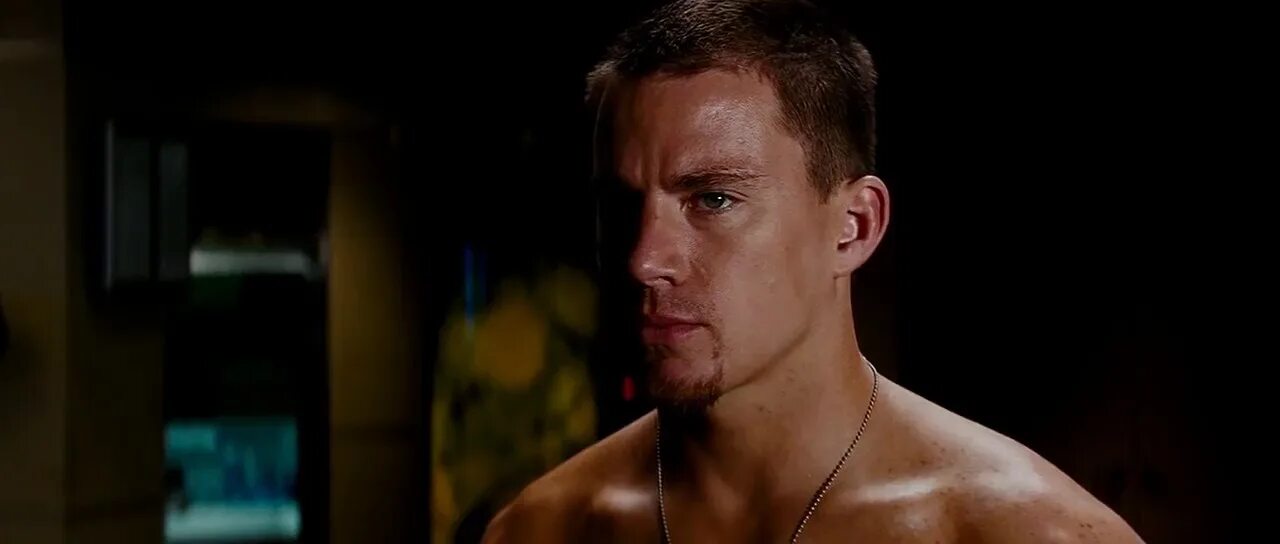 Кобра 2009. Кобра 2009. Бросок кобры дьюк. Деннис куэйд бросок кобры. Кобра 2009.