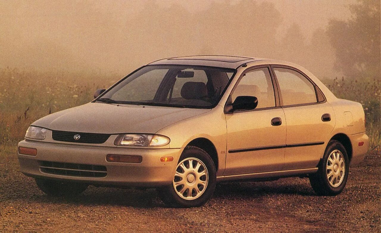 Мазда 95 года. Mazda protege 1995. Мазда протеже 1995. Mazda 1995 - 2000. Мазда протеже 2002.
