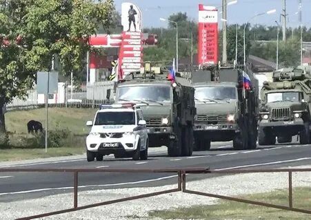 Колонну встречают