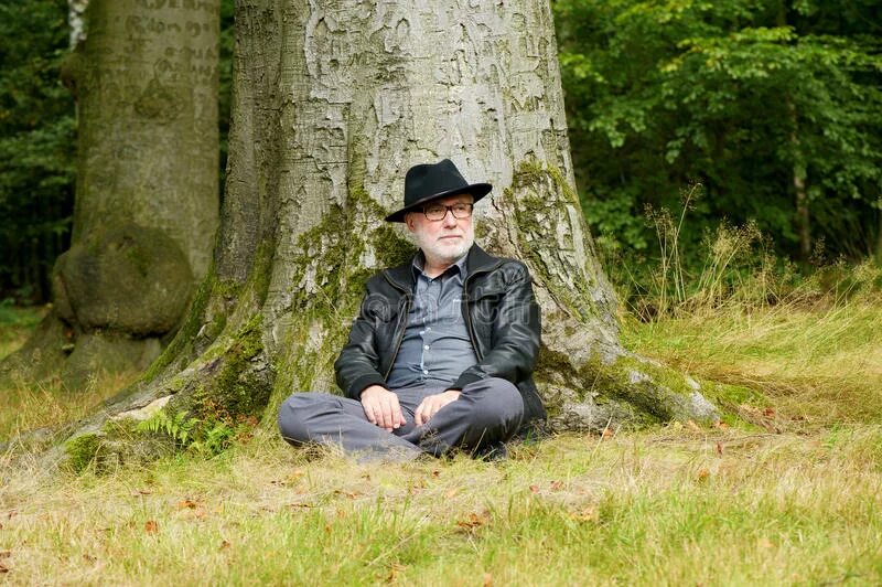 Sit under the tree