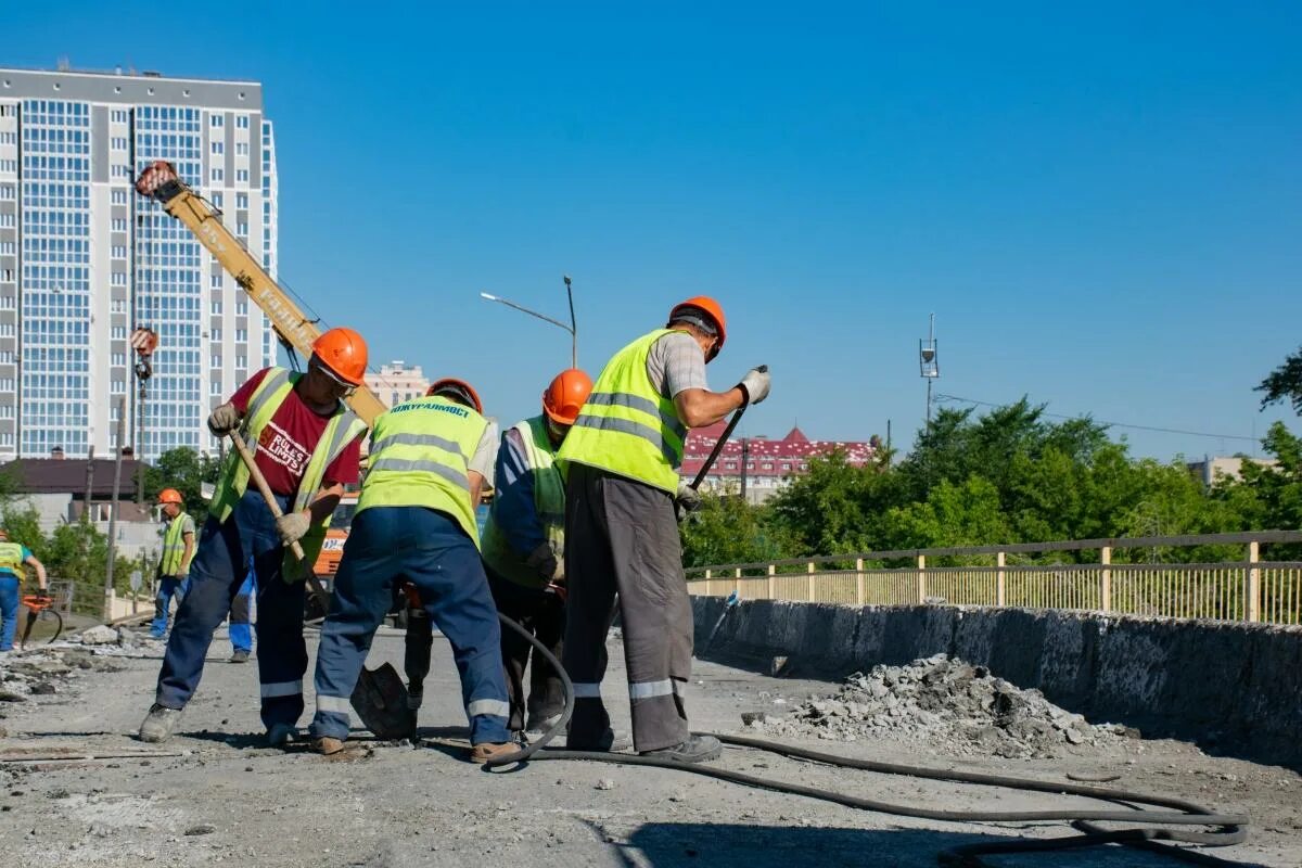 Где находится кировский мост. Ремонт моста. Кировский мост Курган. Осуществить ремонтные работы. Путепровод.