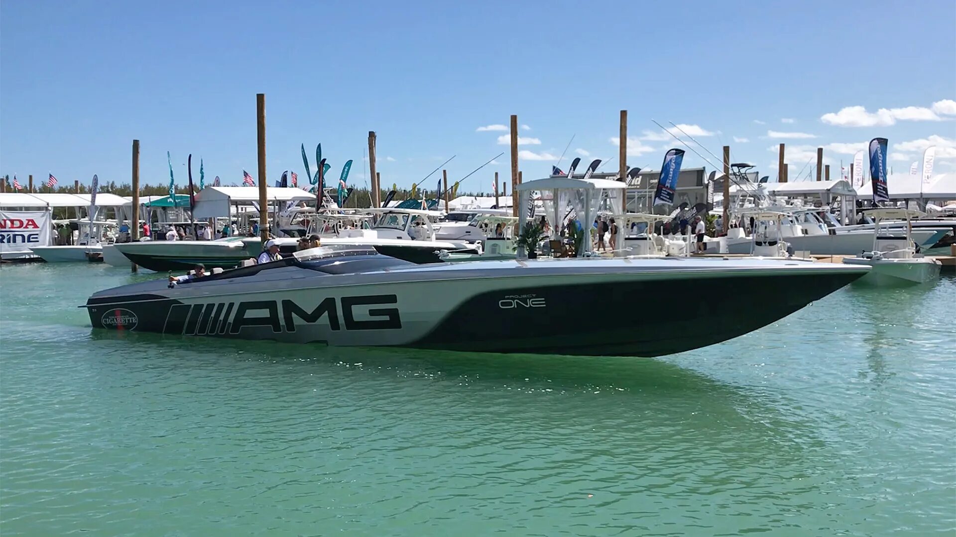 Лодки амг. Лодка cigarette amg. cigarette amg tirranna 59&#039; racing boat. катер cigarette 39. яхта амг.