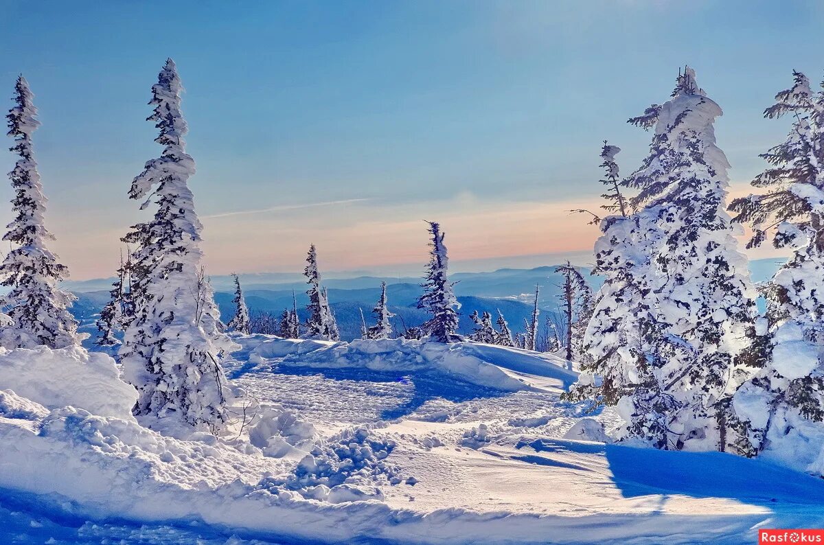 Зимний шерегеш. Гора Шерегеш горнолыжный курорт. Новокузнецк природа Шерегеш. Шерегеш красота. Шерегеш зима.