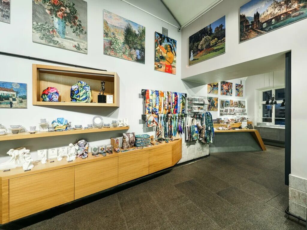 эрмитаж симферополь. эрмитаж сувенирный магазин. магазин эрмитажа санкт петербург. магазин в эрмитаже санкт-петербурга. эрмитаж магазин сувениров.