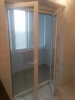 Дверь на общий балкон