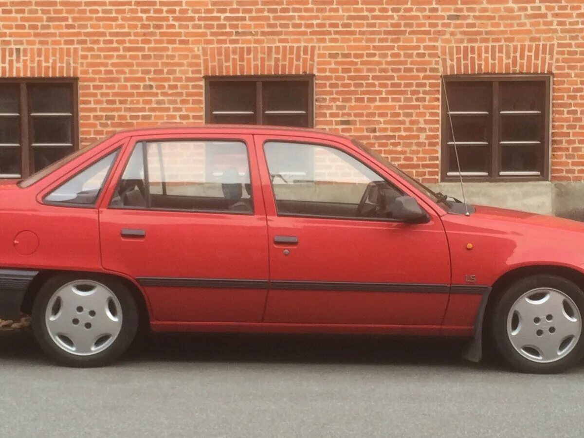 Опель кадет седан 1991. Опель кадет 1989 седан. Opel kadett e 1984. Опель кадет седан черный. Opel kadett 3.