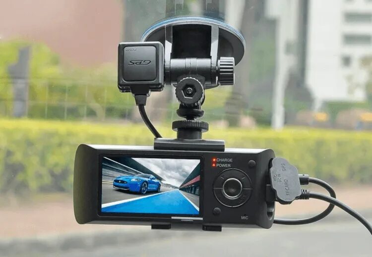 Какой регистратор для автомобиля лучший. Видеорегистратор ACTIVCAR DVR-hd613, 2 камеры. Видеорегистратор автомобильный Неолайн. Видеорегистратор Subini DVR-hd219, 2 камеры, GPS. Регистратор с двумя камерами Neoline х1000.