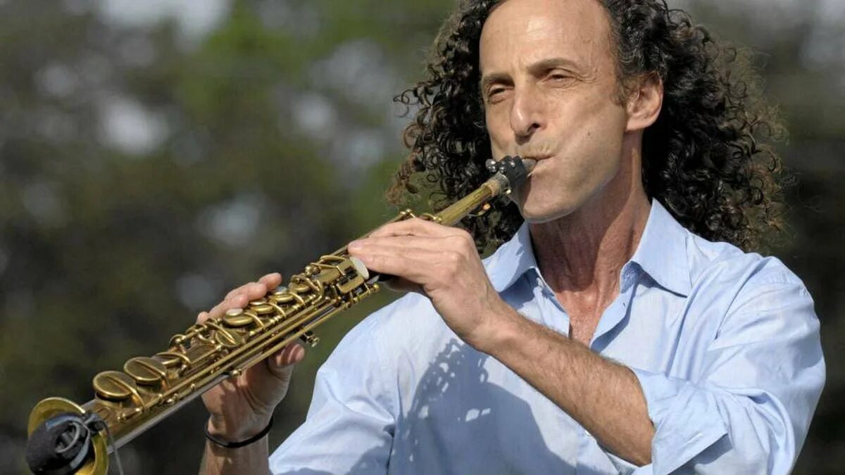 Kenny g. Кенни Джи саксофон. Kenny g сейчас. Kenny g молодой.