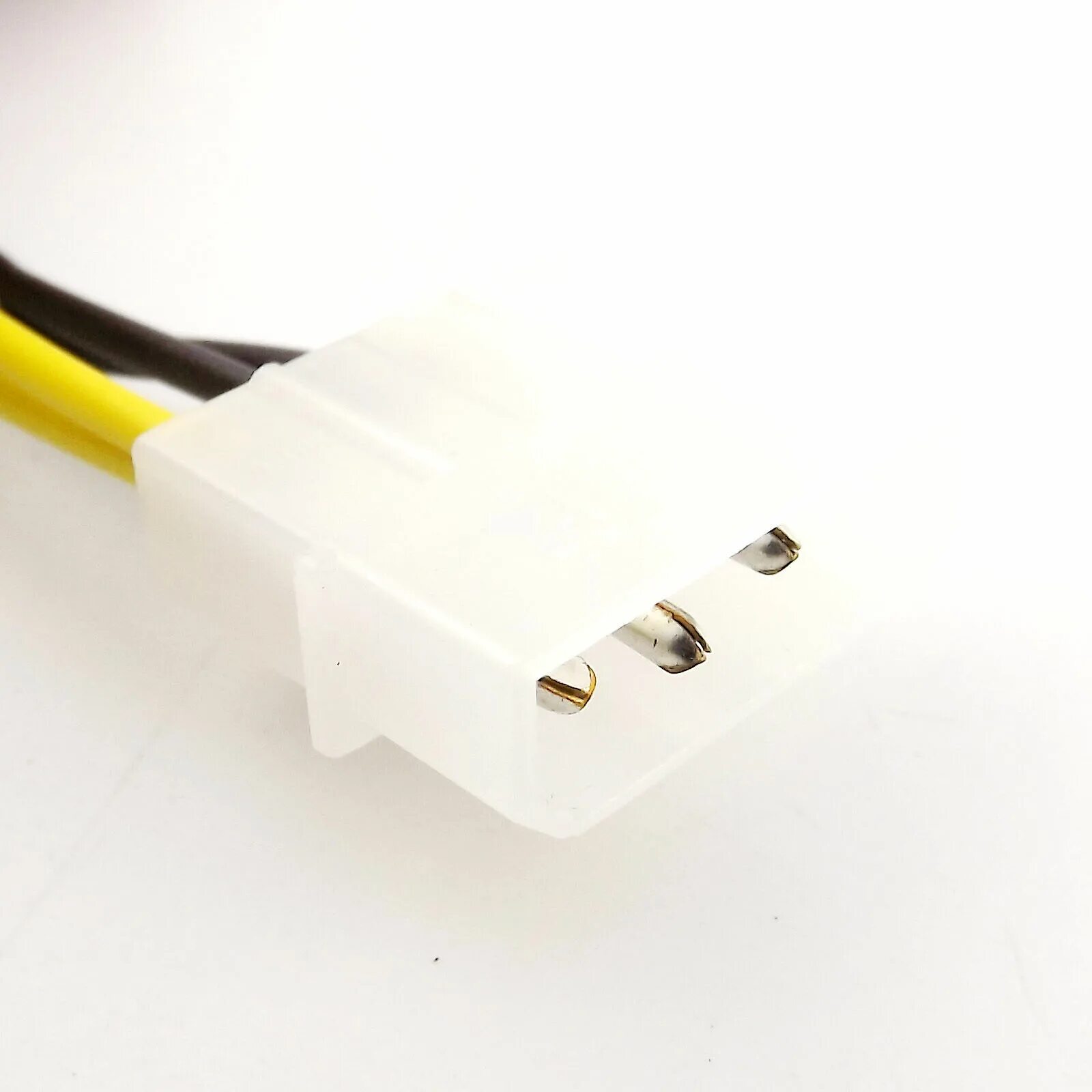 4 pin разъем на материнской. Molex 4 pin 12v. коннектор питания ide 4-пин (molex). переходник atx 4 pin на molex. atx 12v power connector.