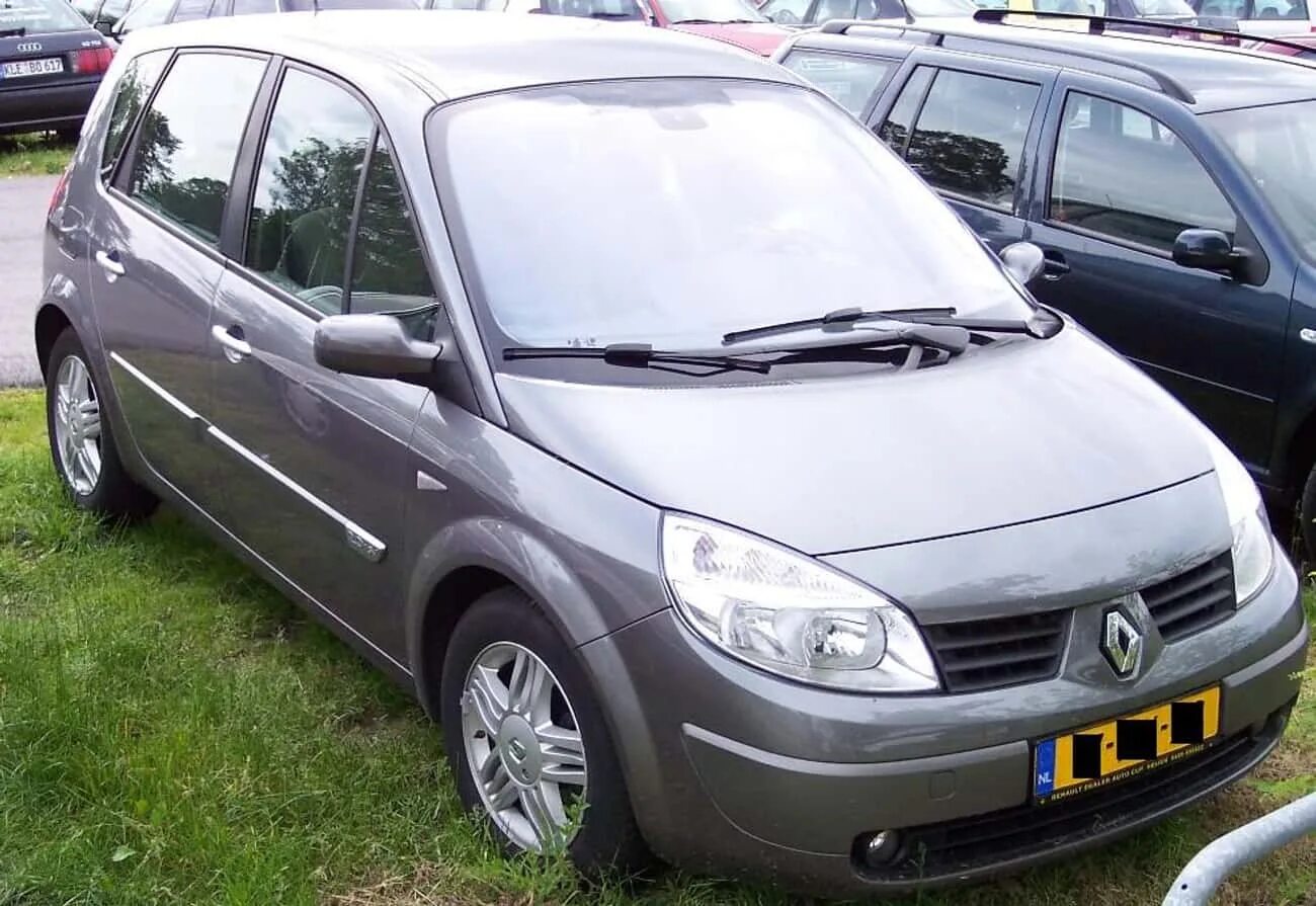 Renault scenic 1.5. Renault Scenic 2005. Рено Сценик 2005. Рено Меган Сценик 2005. Рено Меган Сценик 2008.