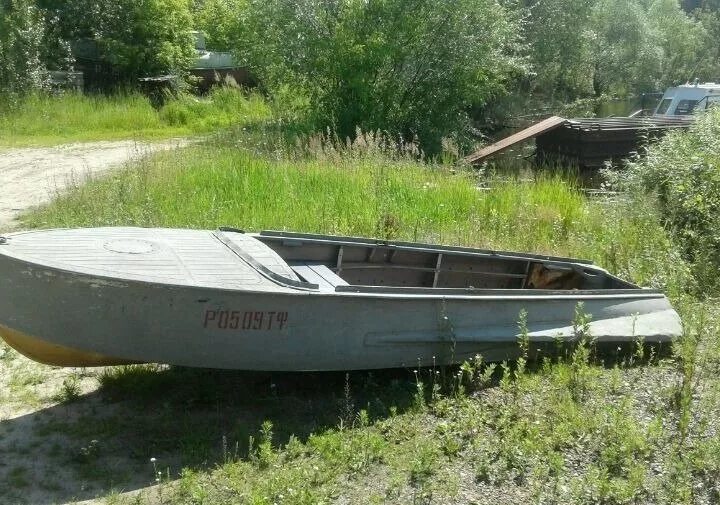 Авито пермский край лодки бу. Казанка Неман лодка. Алюминиевая лодка Казанка. Казанка м с булями. Казанка Тунгуска лодка.