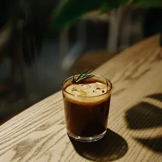 Espresso tonic