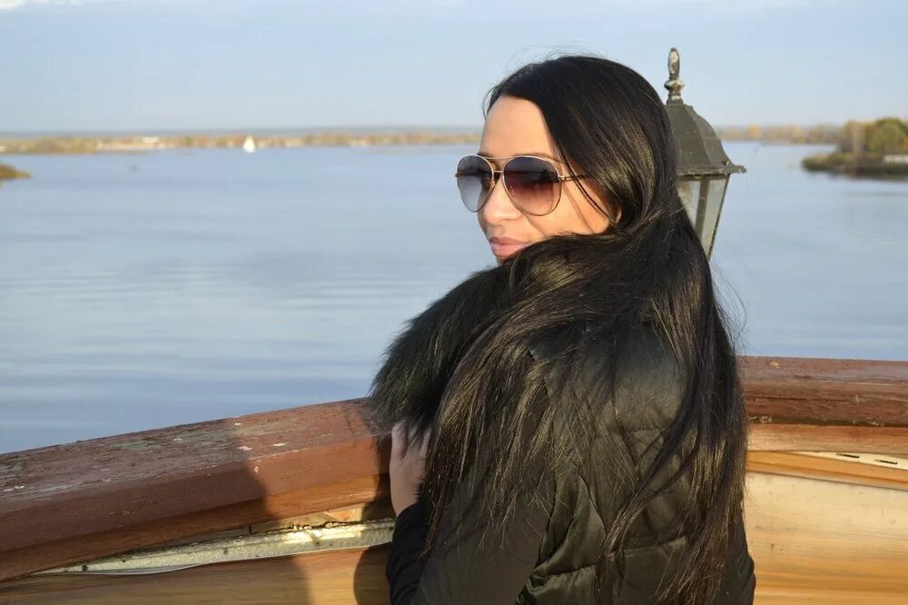 Брюнетки 39 лет. Брюнетка 38 лет. девушки 36 лет брюнетки. брюнетка познакомлюсь с мужчиной. брюнетка 39.