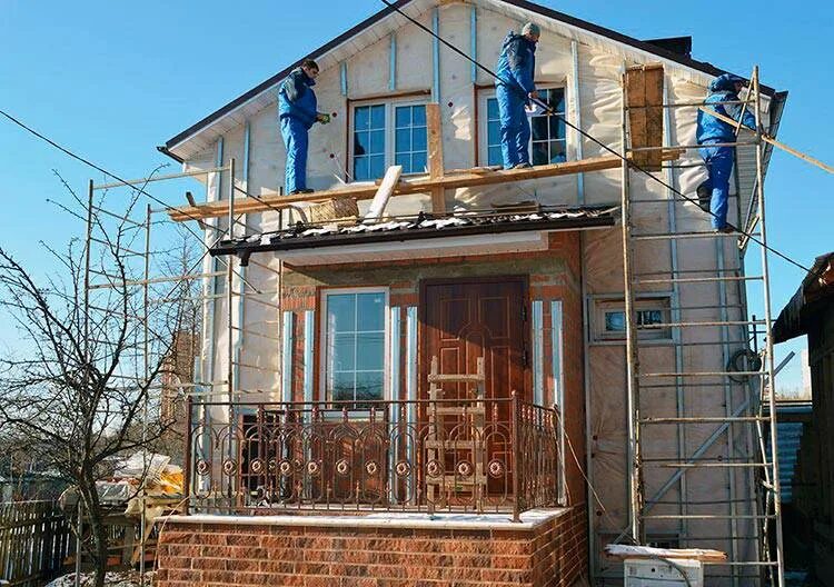 утепление фасада частного дома снаружи. утепление фасада пенза гидрострой по госпрограмме. изовол ф-150. теплоизоляция фасада пеноплекс. демонтаж пенопласта с фасада.