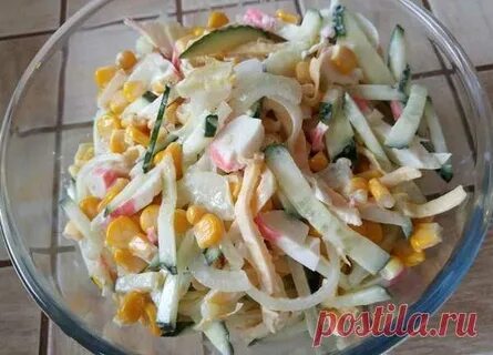 Салат с крабовыми палочками огурцом яйцом свежим