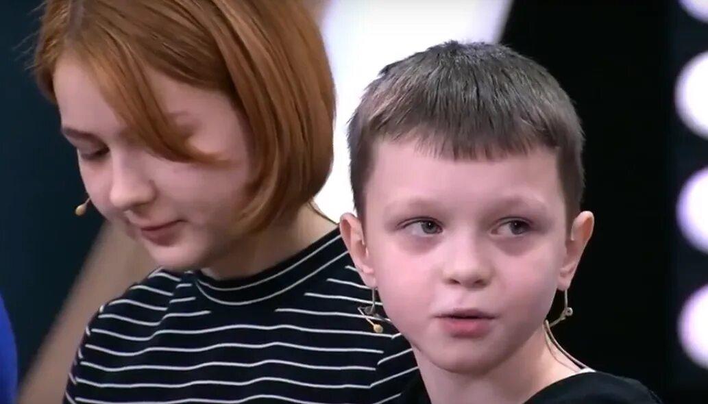 Daddy 10. Забеременела от 10-летнего мальчика. Забеременела в 13 от 10 мальчика. Родила от 10-летнего мальчика. 10 Летний мальчик.