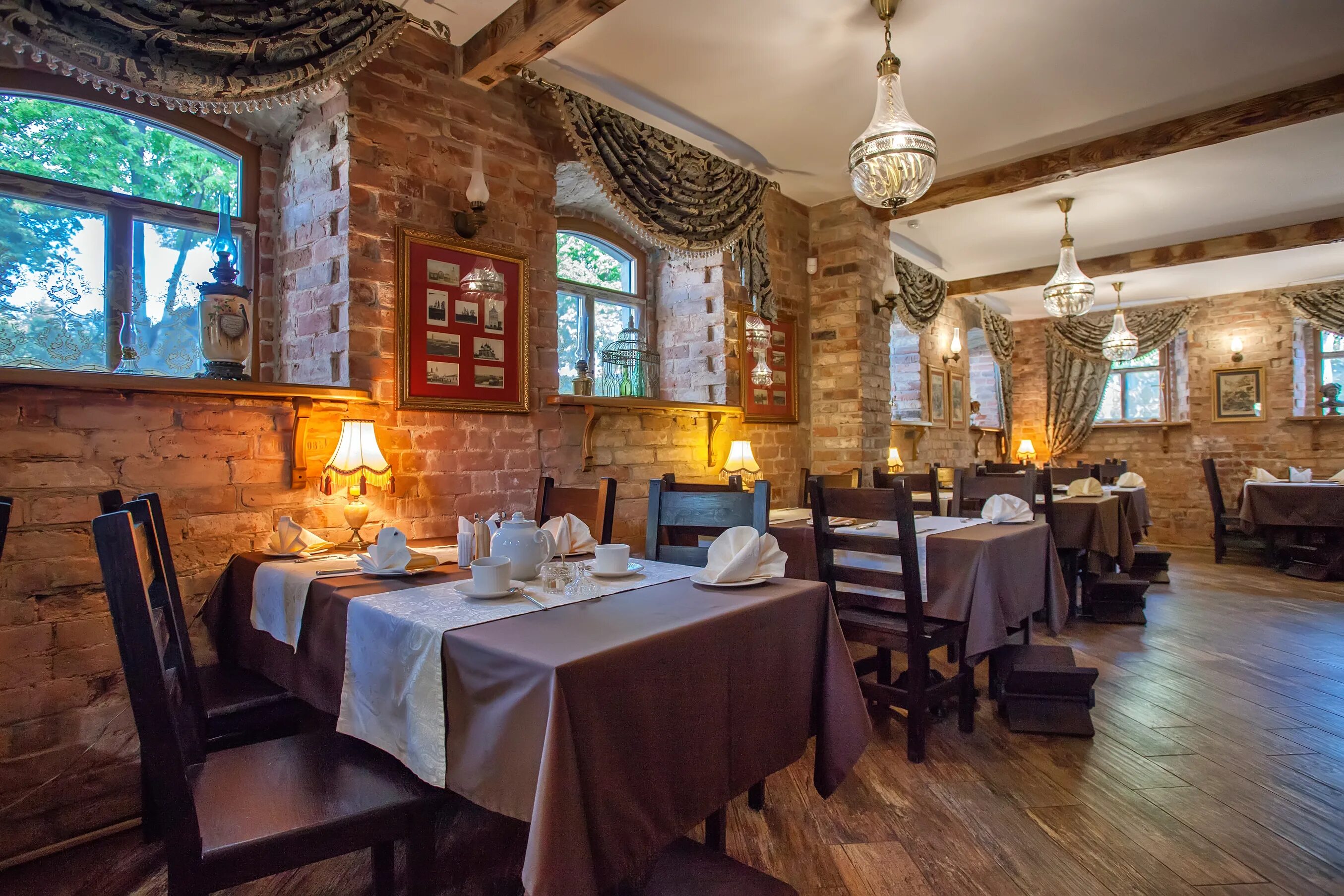 таможня ресторан спб. лучшие рестораны старой. старый город шолохова. ресторан auberge nicolas flamel. зальцбург ресторан "погребок монастыря святого петра".