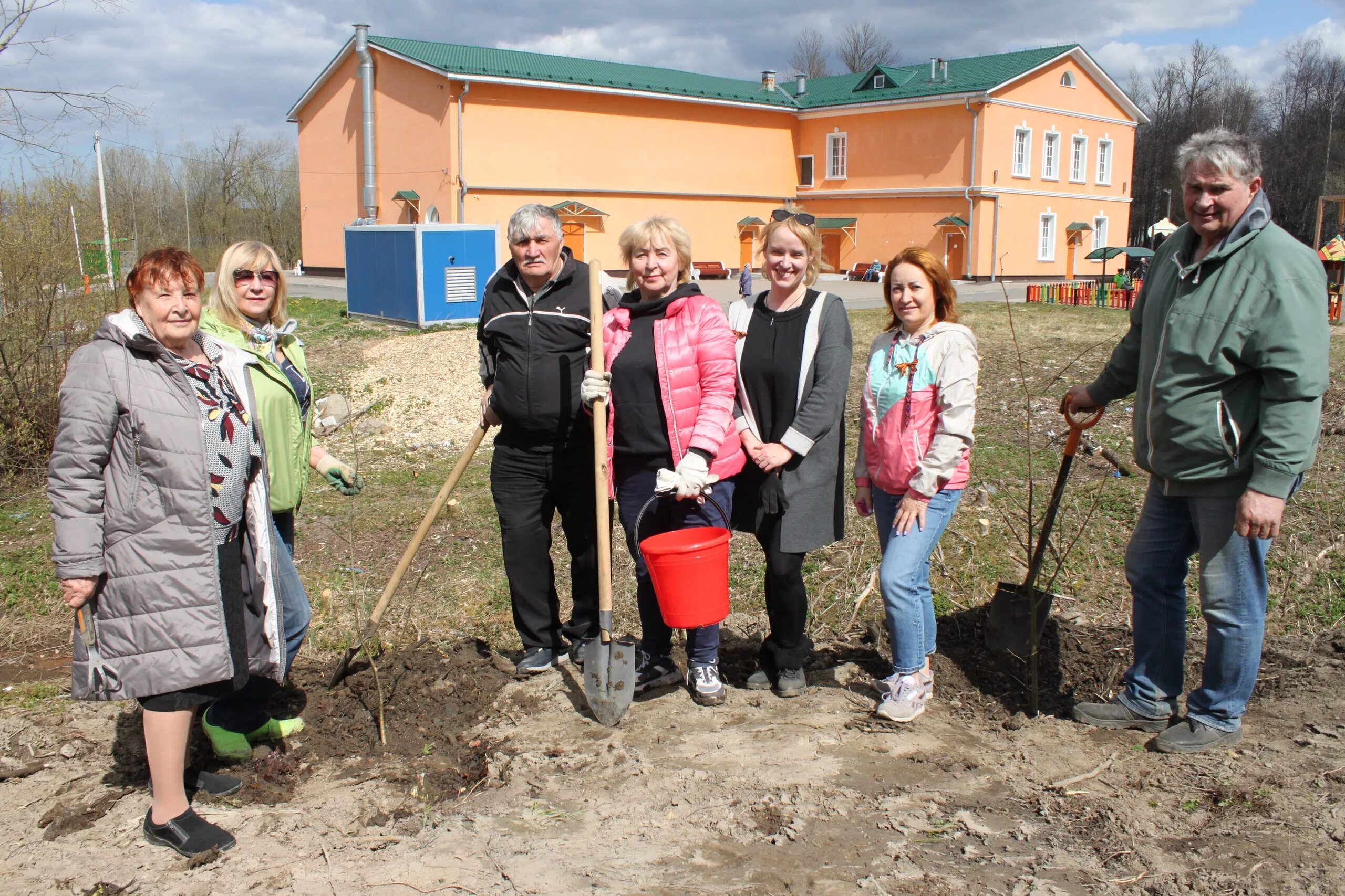 День низино. Школа д.Низино. Низинское сельское поселение Жилгородок. Низинское сельское поселение фотографии улиц. "Действуй!" Волонтёры культуры.