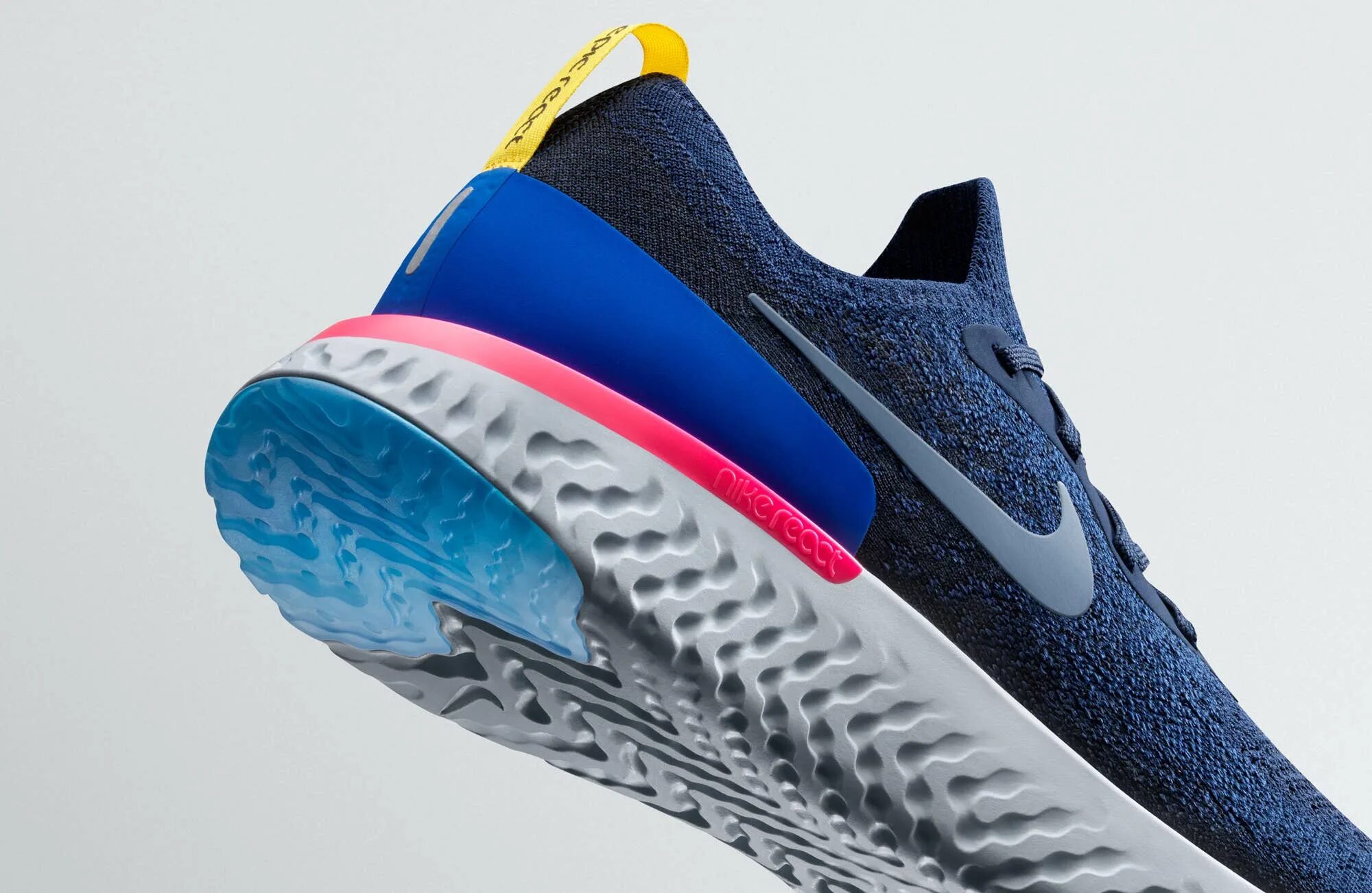 Купи найк сайт. Nike Epic React Flyknit 3. Nike React 2018. Nike 270 React. Nike Epic React 270.