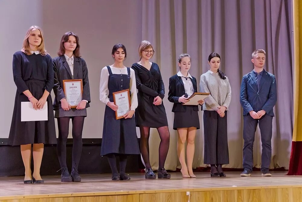 гимназия 622 санкт-петербург. 622 гимназия выборгского района сайт.