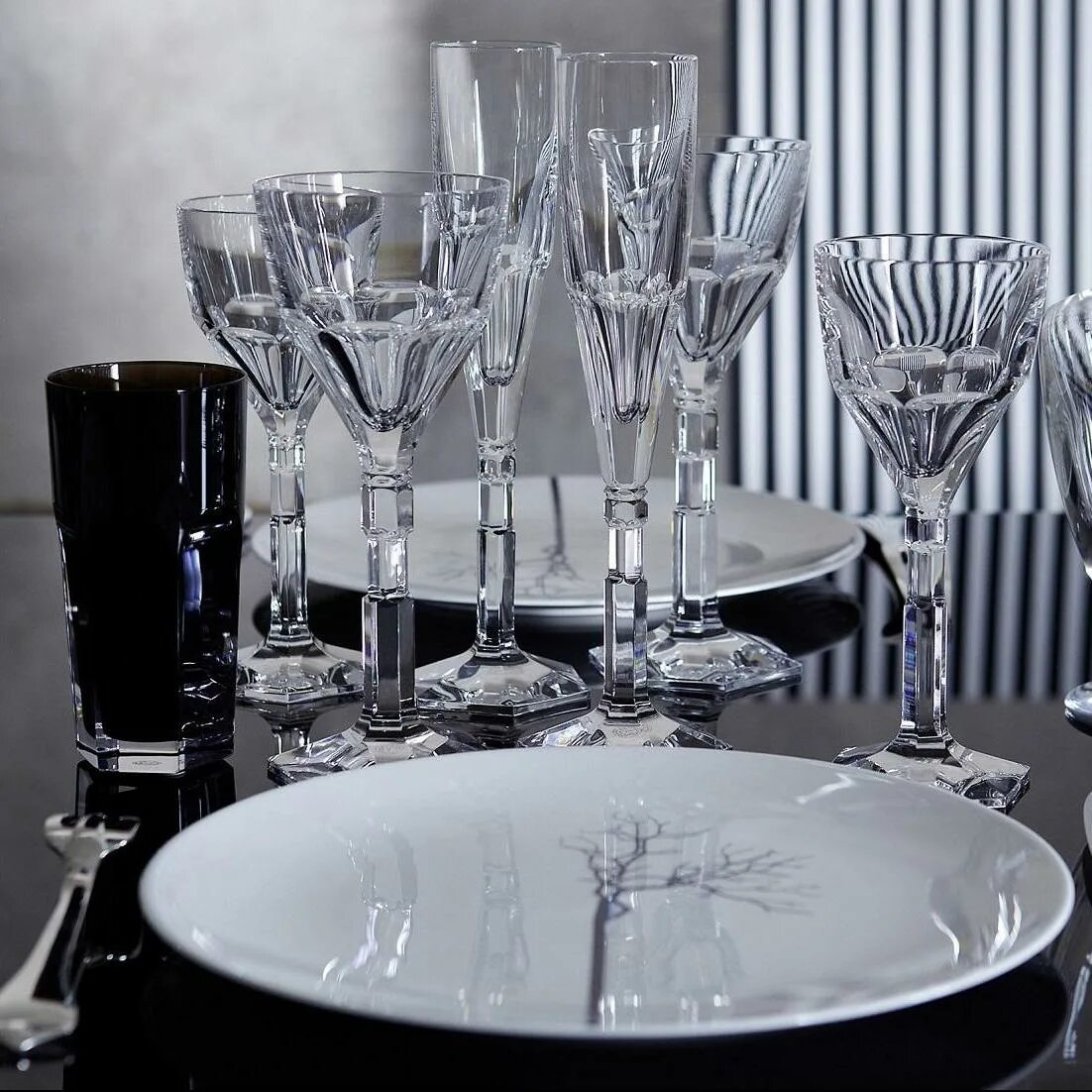 Изделия дятьковского хрустального завода 19 века. Модный хрусталь. Хрустальные фужеры line италия 1044/299. Модный хрусталь. Модный хрусталь.