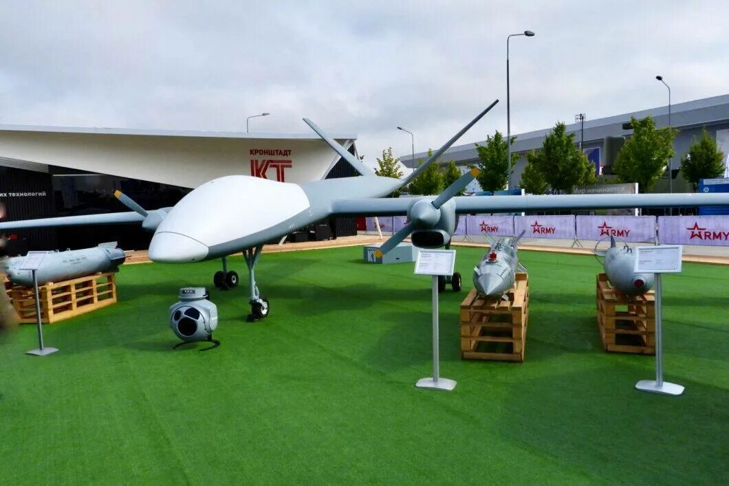 Беспилотник mq-4c triton. Aevum ravn x бпла. Самый большой беспилотник сша. Большой бпла. Большой бпла.
