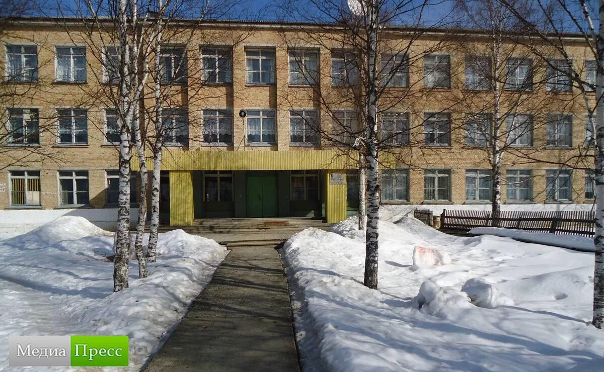 Поселок троицкое луганская область. Пгт троицкое лнр. Троицкая церковь (тума). Село лантратовка троицкого района луганской области. Погода пгт троицкое.