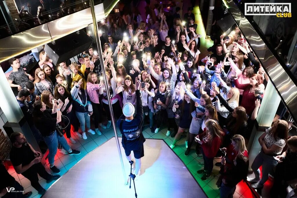 Гатчинские клубы. Ночной клуб гатчина. Клуб ресторан гатчина. Гатчинские клубы. Ночной клуб гатчина.