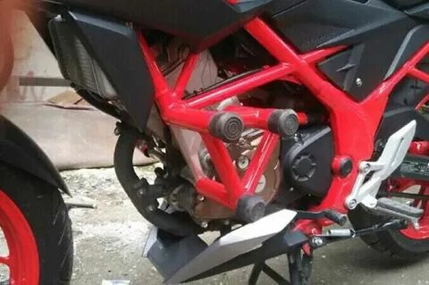 Crash bar