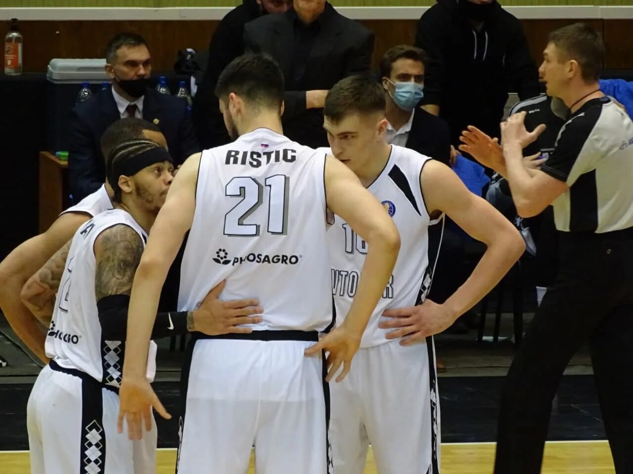 Автодор. Айверсон баскетболист 2023. Баскетбольная команда автодор. Автодор город баскетбол. Автодор баскетбольный клуб.