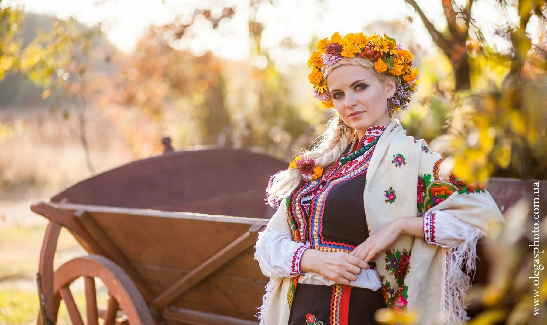 Украинская дивчина. Фотосессия украинского. Красивые украинки. Красивые украинки. Фотосессия украинского.