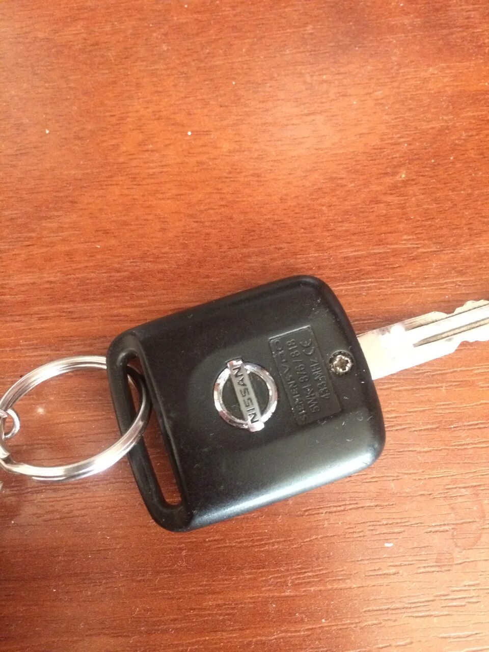 Ключ Nissan Qashqai j10. Ключ Ниссан Альмера н16. Ключ замка зажигания Ниссан Кашкай j10. Ключ Ниссан Альмера н16 с чипом.