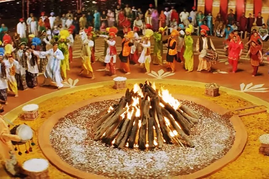 Праздник лори в индии. Лори (lohri) — индия. макар санкранти праздник в индии. праздник урожая «макара-санкранти»,. макара санкранти фестиваль.