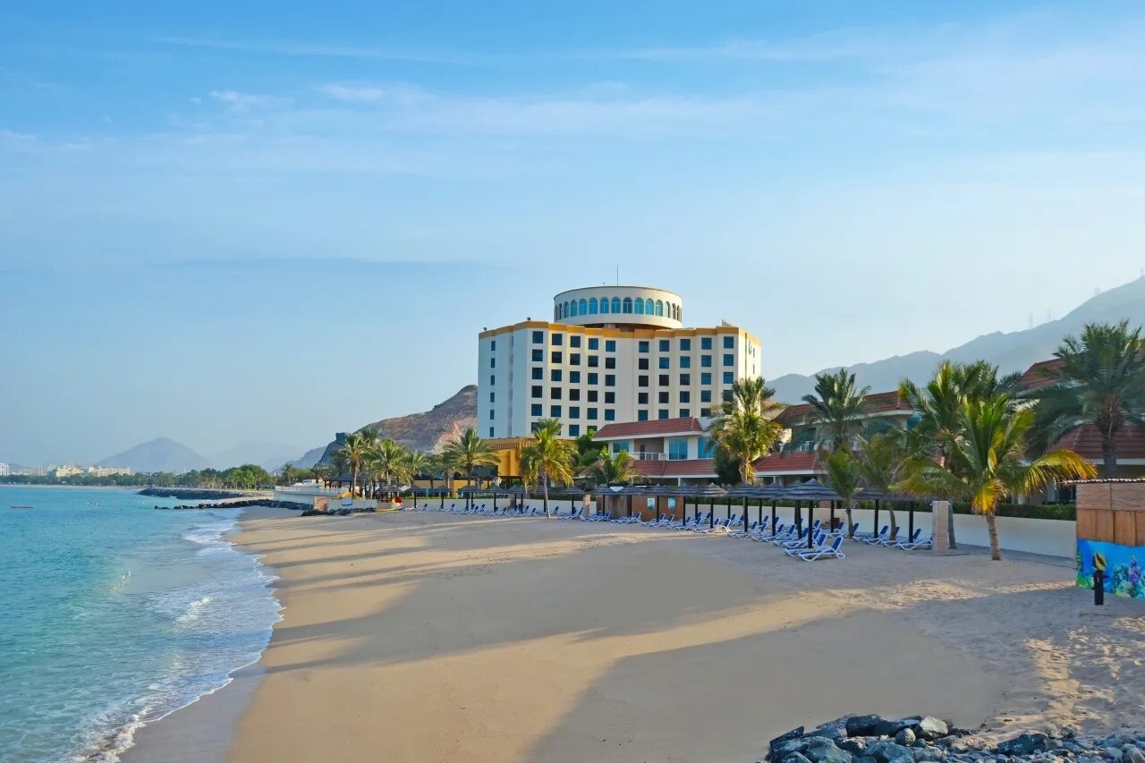 Фуджейра в конце сентября. Океаник корфаккан резорт. отель oceanic khorfakkan resort &amp; spa. фуджейра океаник корфаккан резорт 4. океаник оаэ фуджейра.